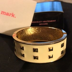 NIB gold & white cuff bracelet